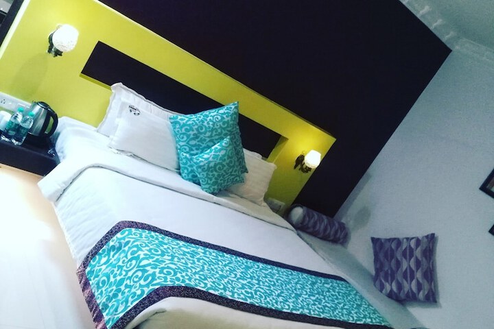 Room 5 of 26