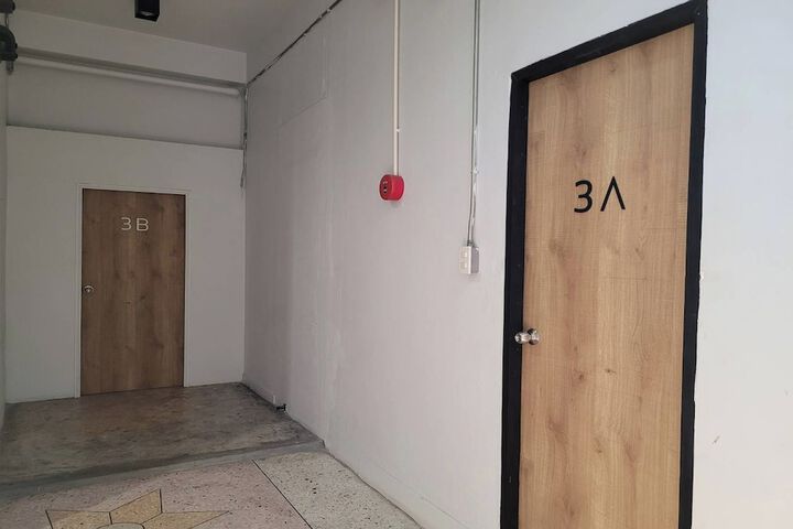 Room 36 of 77