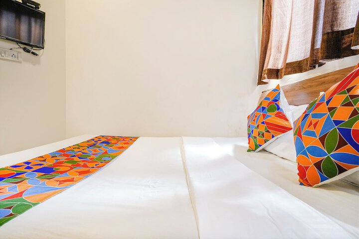 Room 15 of 23