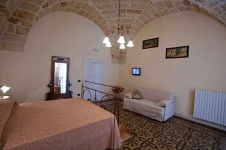 Room 18 of 20
