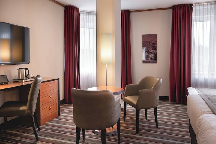 Room 41 of 81