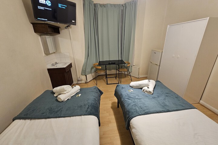 Room 36 of 64