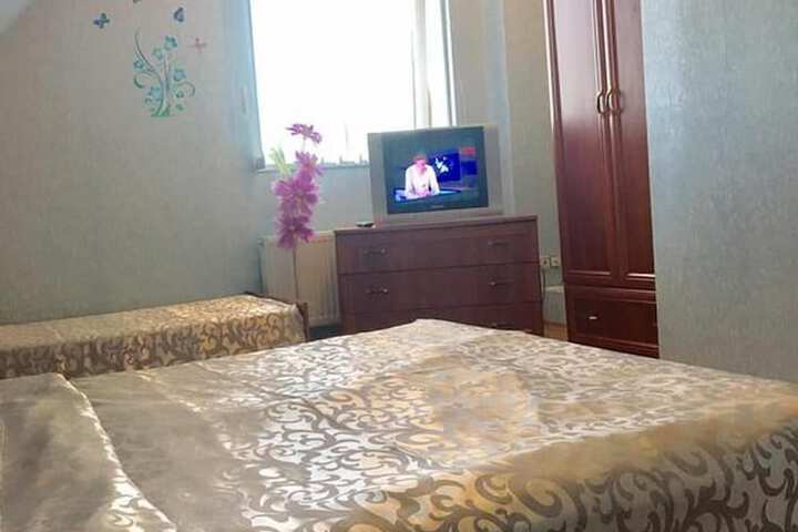 Room 16 of 46
