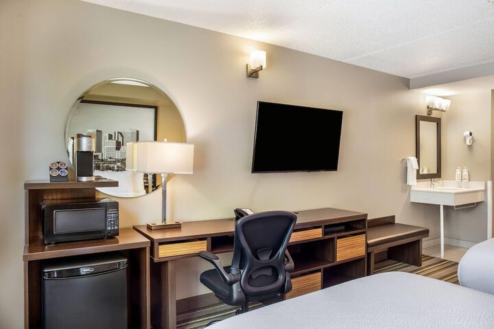 Room 31 of 54