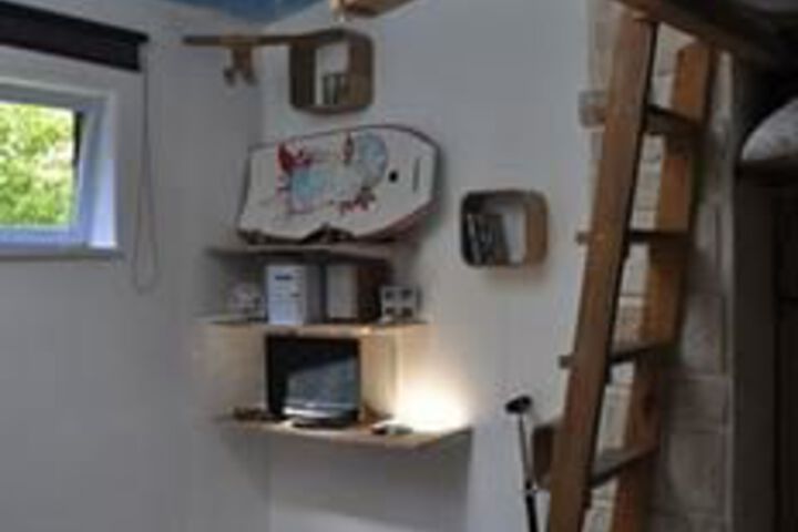 Room 7 of 15