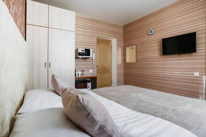 Room 15 of 53
