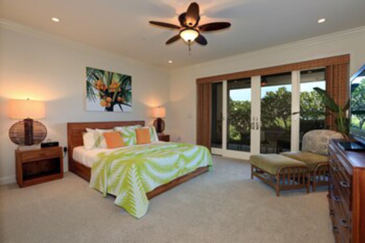 Room 250 of 278