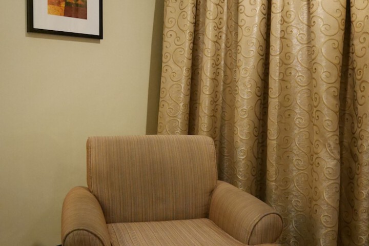 Room 26 of 94
