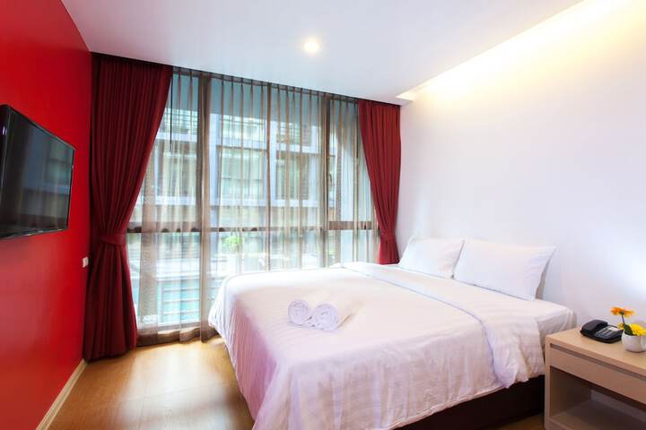 Room 4 of 74