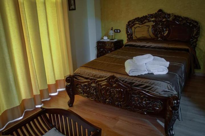 Room 6 of 36