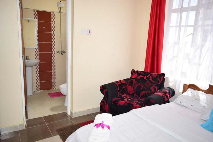 Room 11 of 30