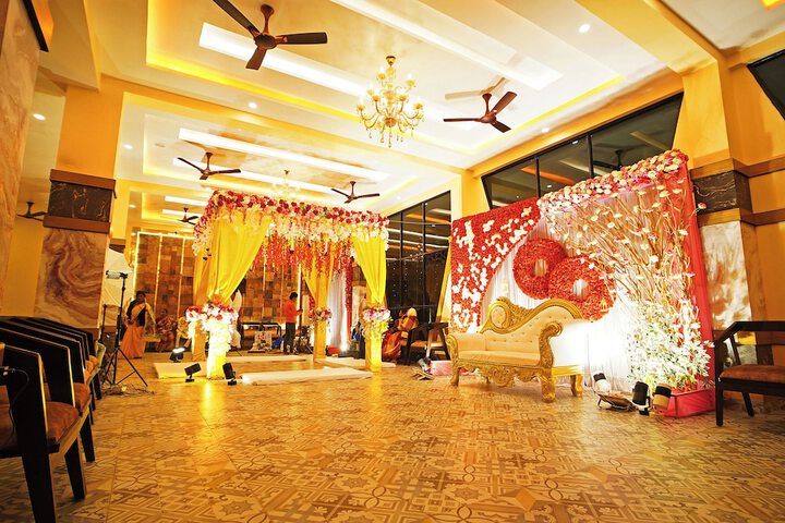 Hotel Interior 4 of 72