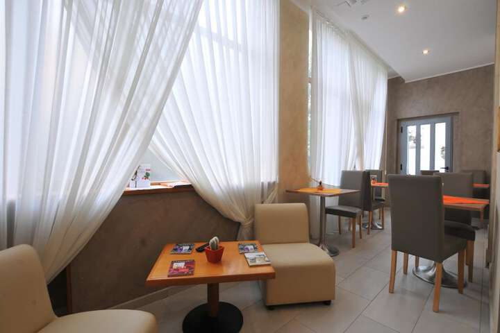 Hotel Interior 4 of 35