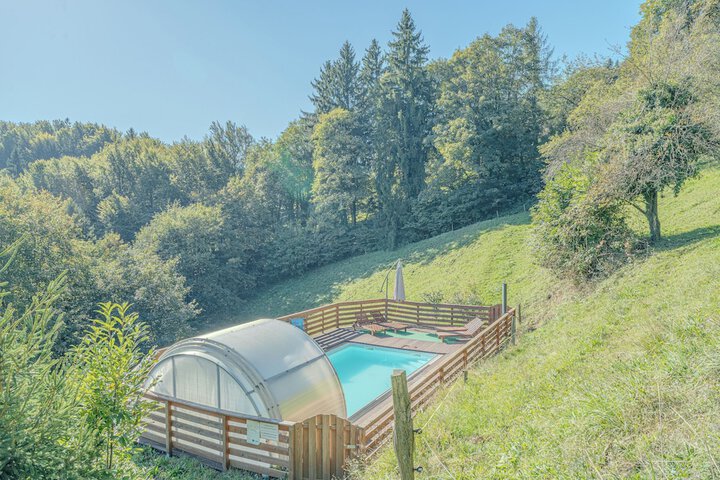 Pool 17 of 37