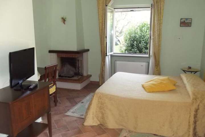 Room 5 of 45