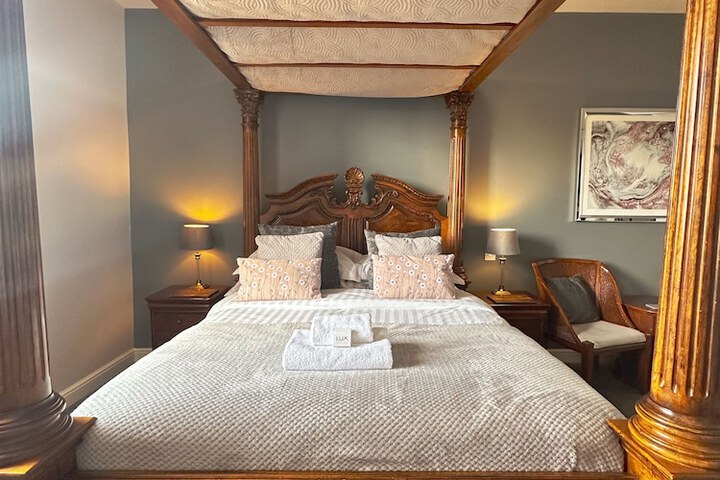 Room 37 of 160