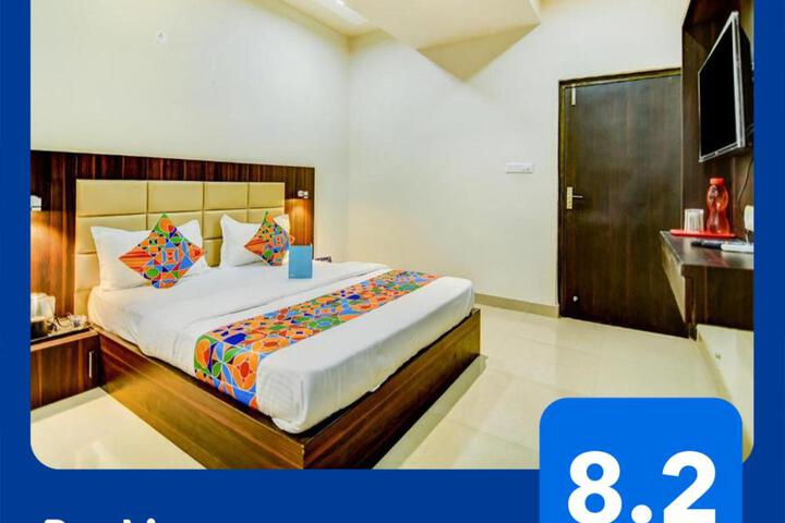 FabHotel Solitaire Inn