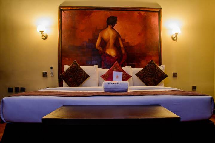 Room 2 of 14