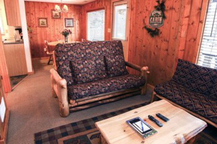 Room 4 of 10