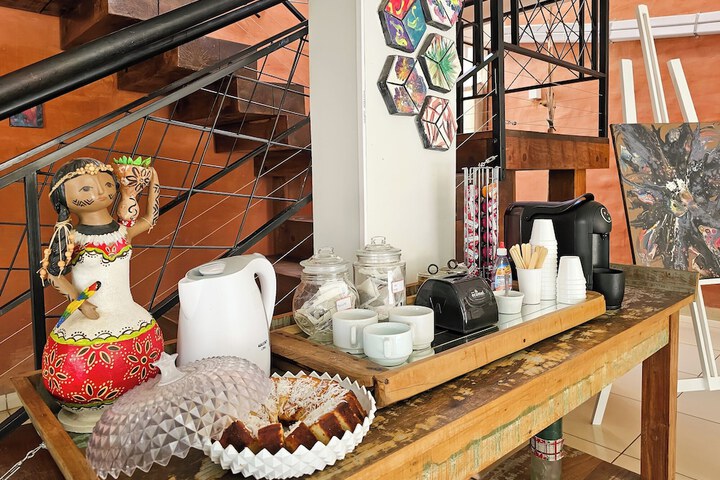 Breakfast/Coffee Service 47 of 79