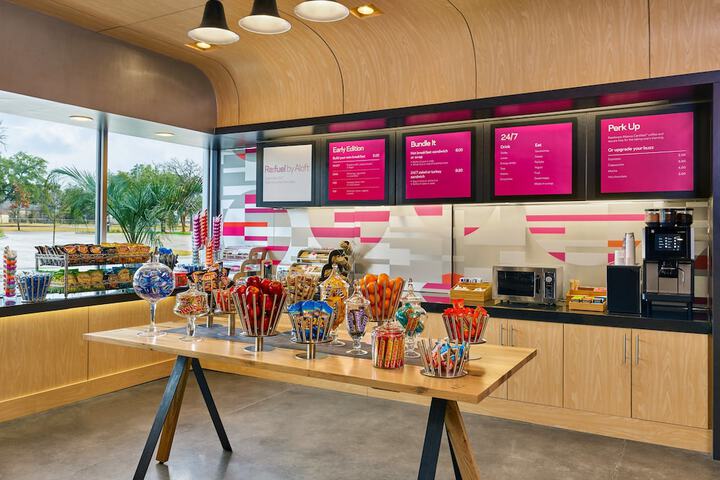 Breakfast area