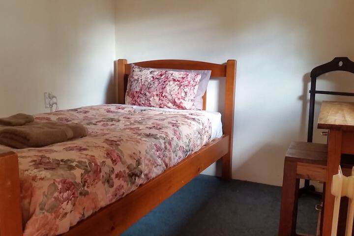 Room 13 of 61