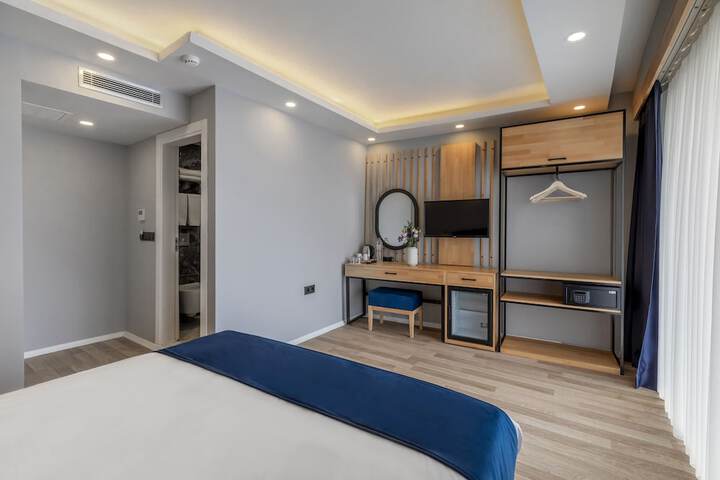 Room 9 of 54