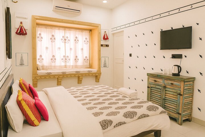 Room 62 of 85