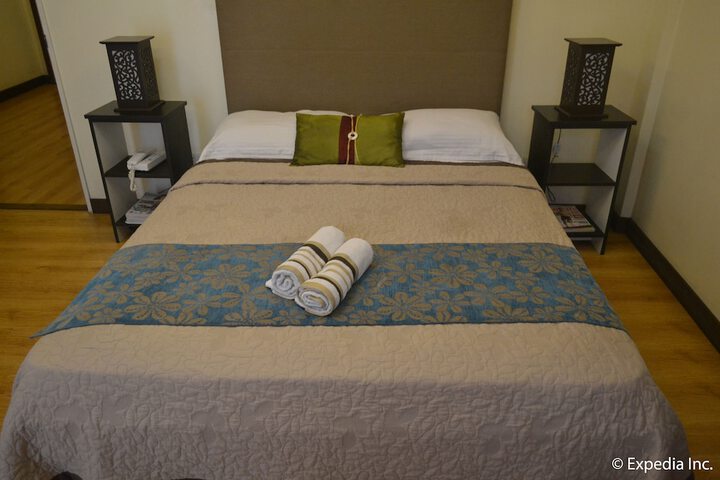 Room 5 of 84