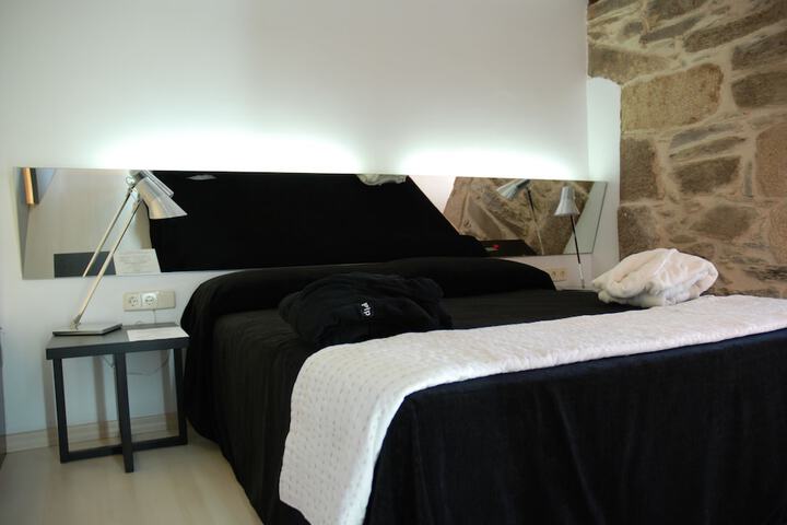 Room 4 of 39