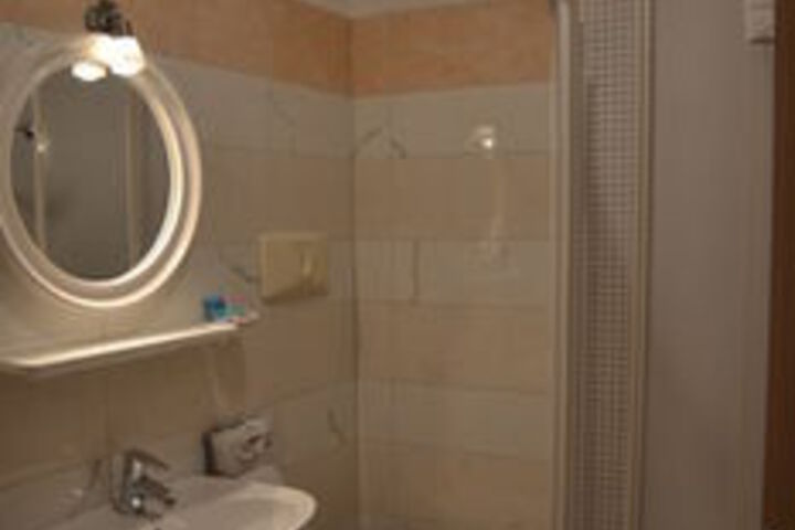 Room 2 of 15