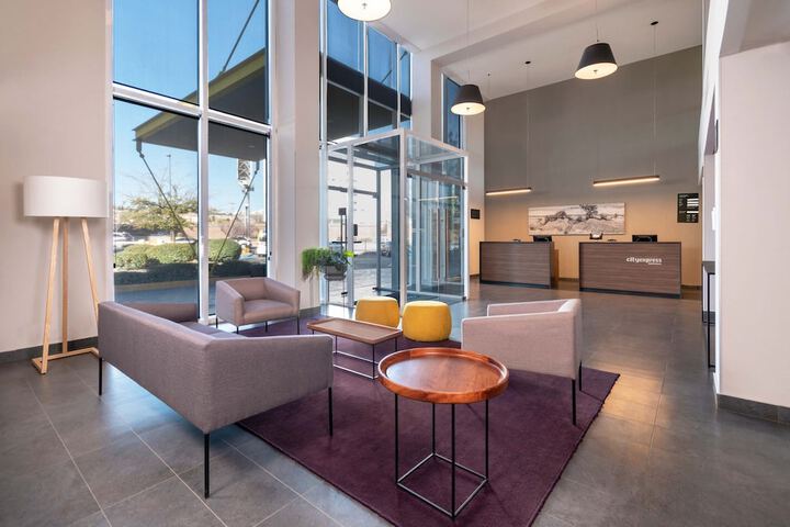 Guest Lobby
