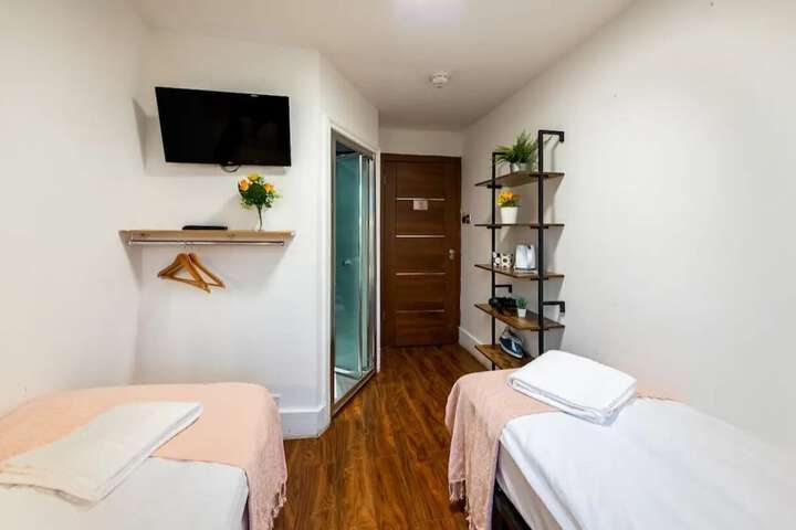Room 149 of 234