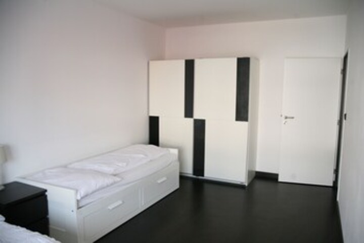 Room 262 of 275