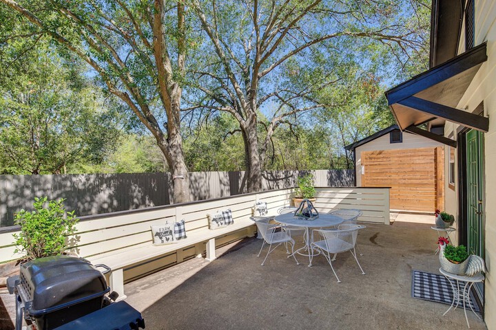 Cozy Canton Residence w / Great Outdoor Space!