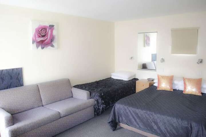Room 4 of 58