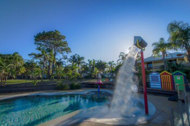 Pool 229 of 300