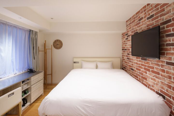 Room 26 of 62