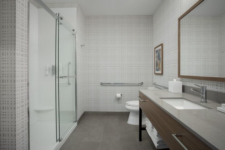 Bathroom shower