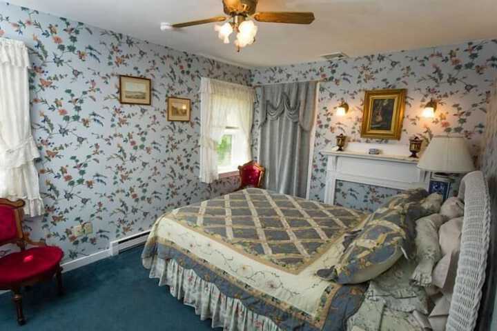 Room 19 of 40