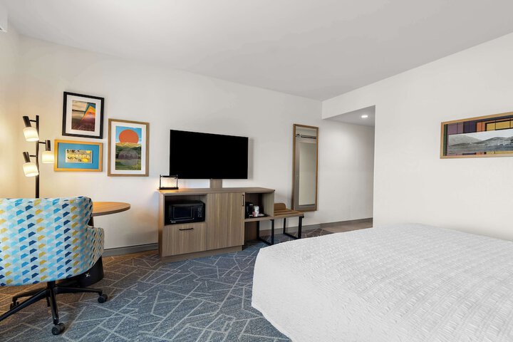 Room 29 of 52
