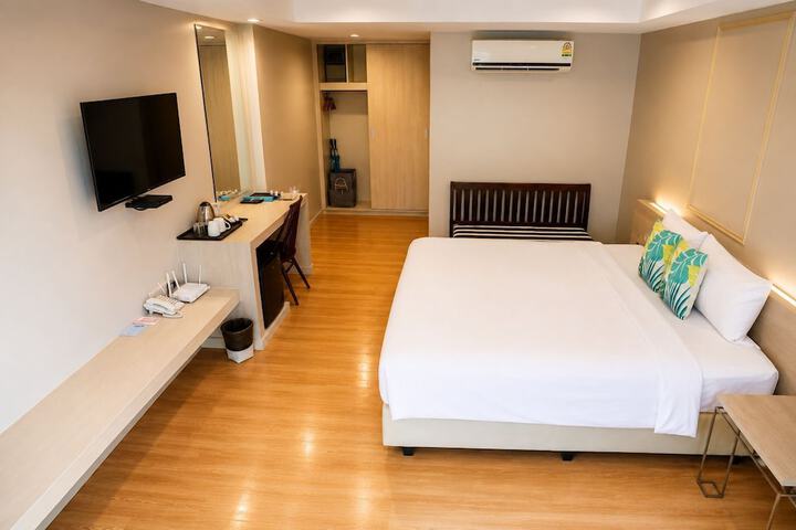 Room 39 of 198