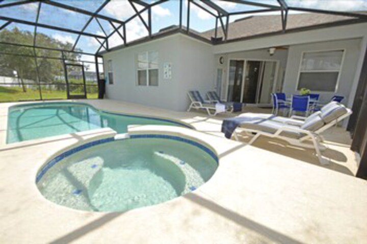 Pool 19 of 35