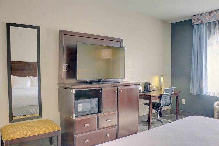 Room 9 of 41
