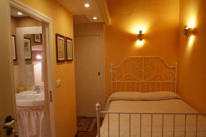 Room 5 of 29
