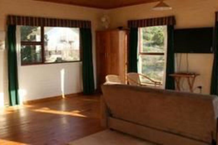 Room 4 of 5