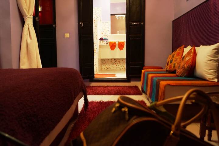 Room 5 of 83