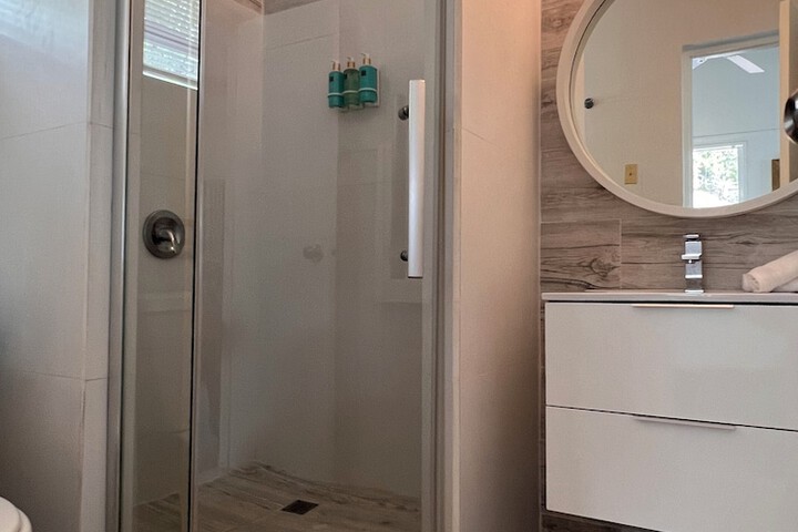 Room 61 of 122