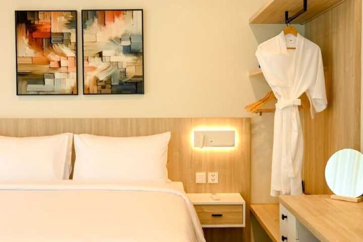 Room 63 of 251