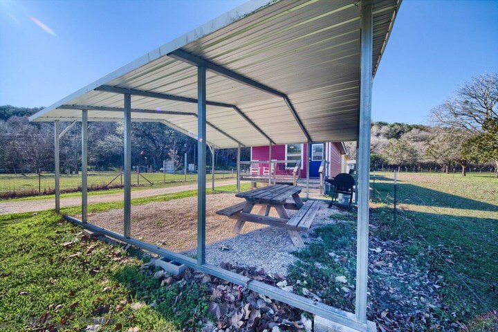 Property Grounds 20 of 27